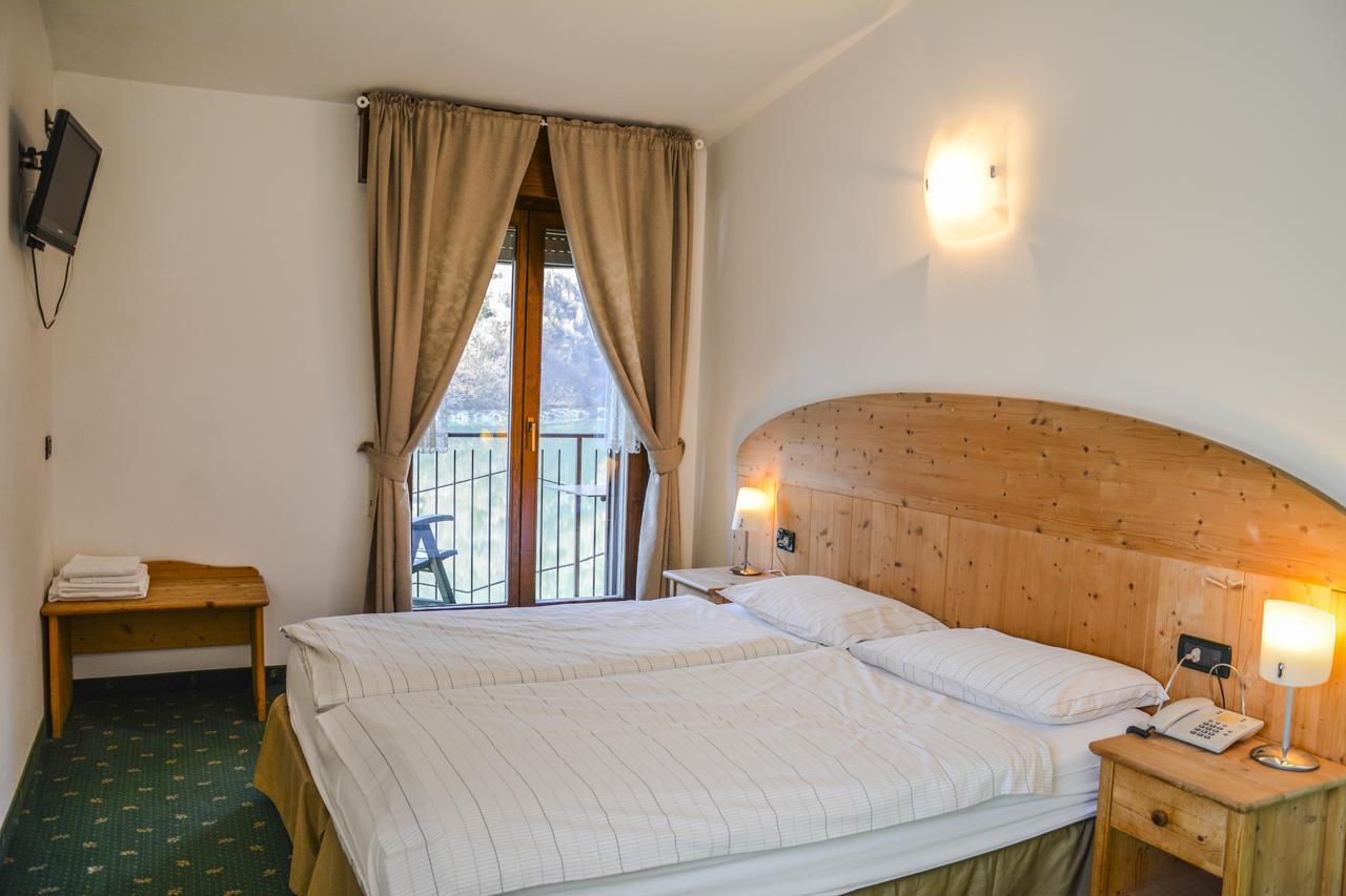 Albergo Mezzolago Hotel Mezzolago