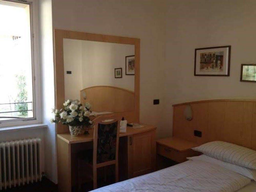 Albergo Mezzolago
