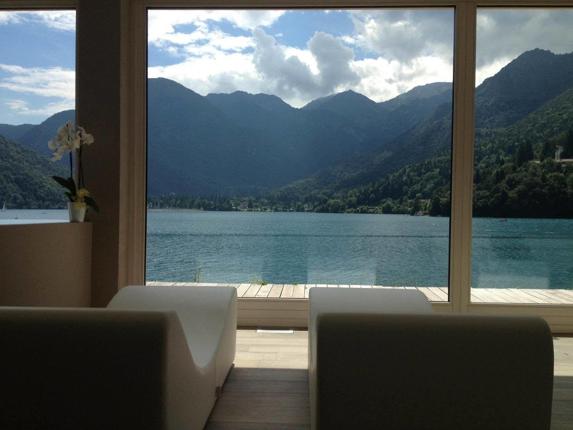 Albergo Mezzolago 3*