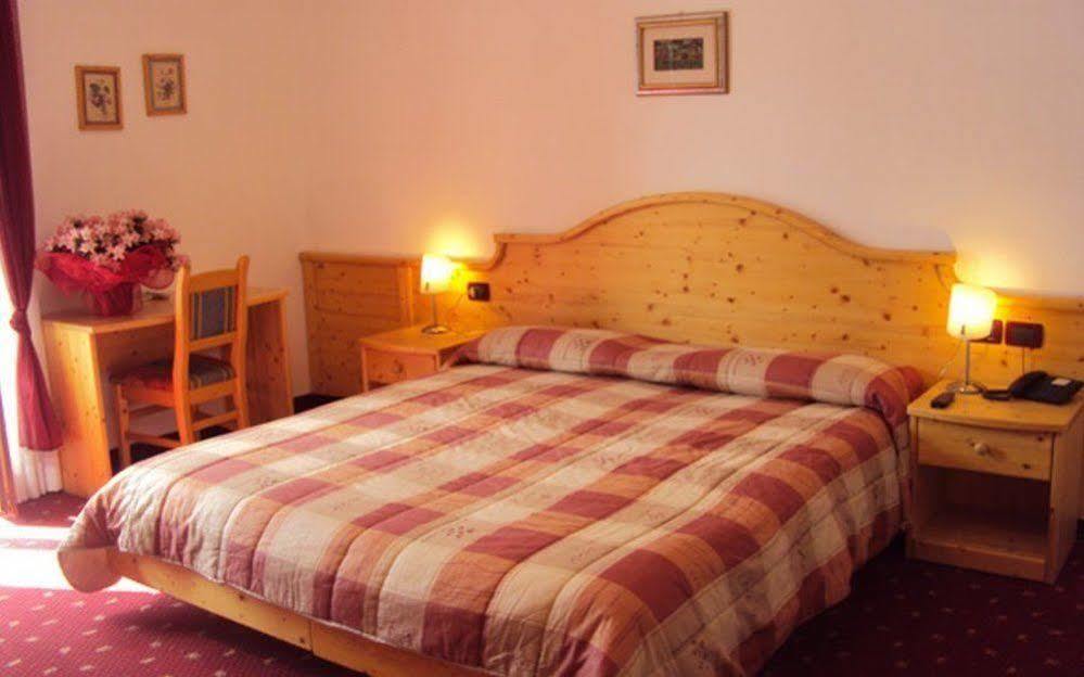 Hotel Albergo Mezzolago