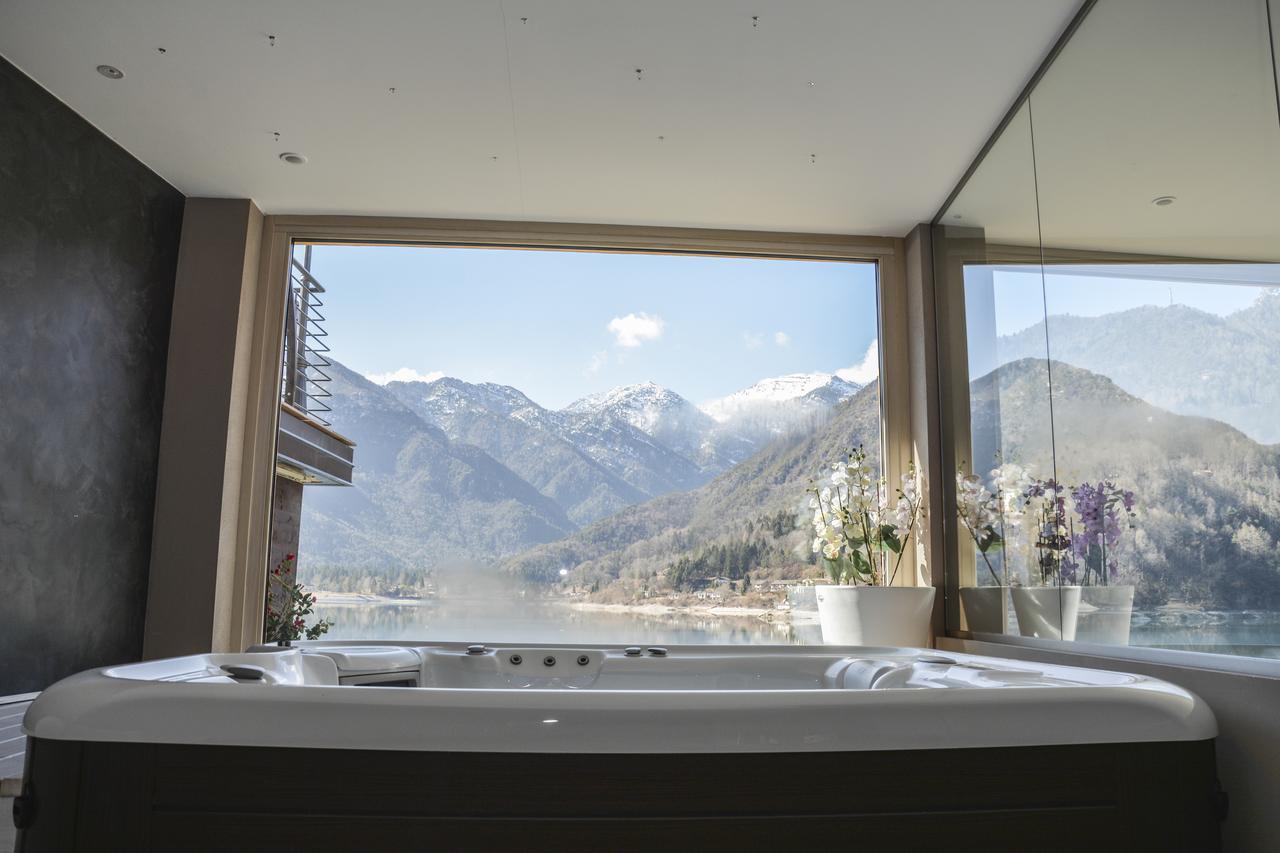 Hotel Albergo Mezzolago 3*